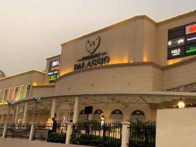 Phoenix Palassio Mall, Amar Shaheed Path, Gomti Nagar Extension, Lucknow